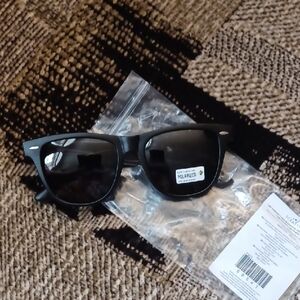 4/$80 New Scentsy Polarized Sunglasses